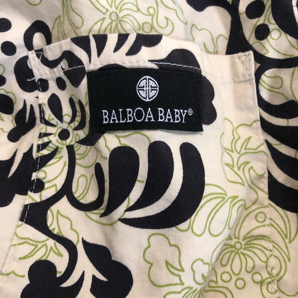 Balboa Baby Nursing Cover - Picture 3 of 3